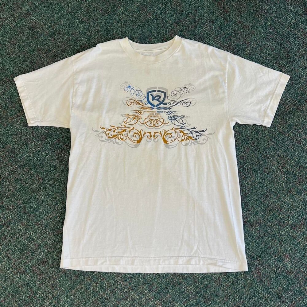 Grungy Y2k Rocawear white graphic tee